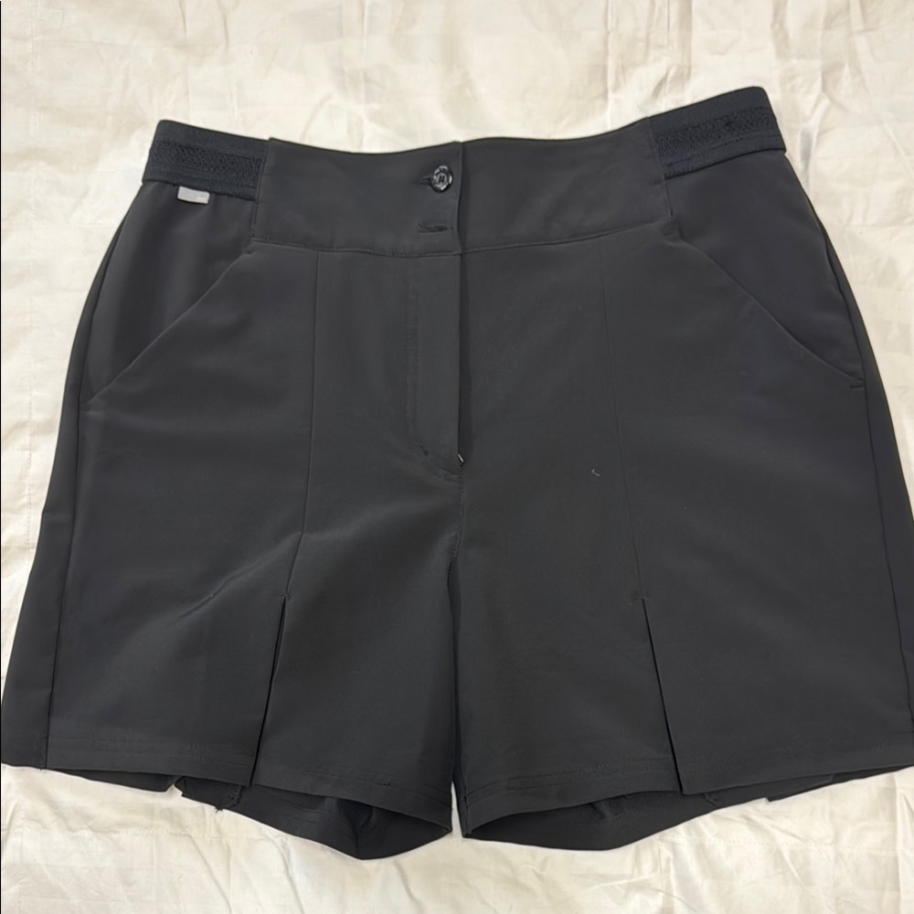 Women's N’VO Black Pleated Shorts-10